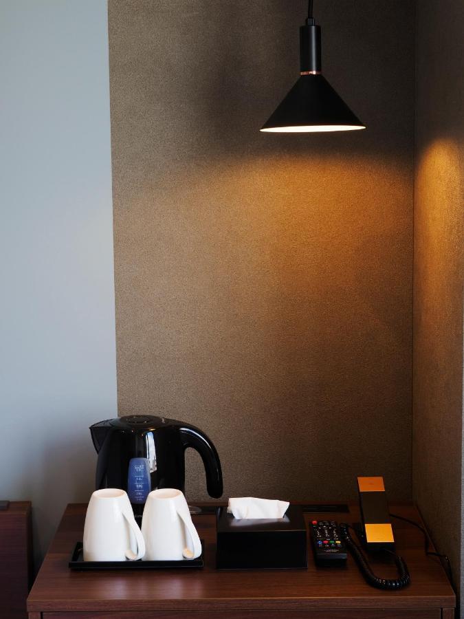 The Box Hotel קיוטו מראה חיצוני תמונה
